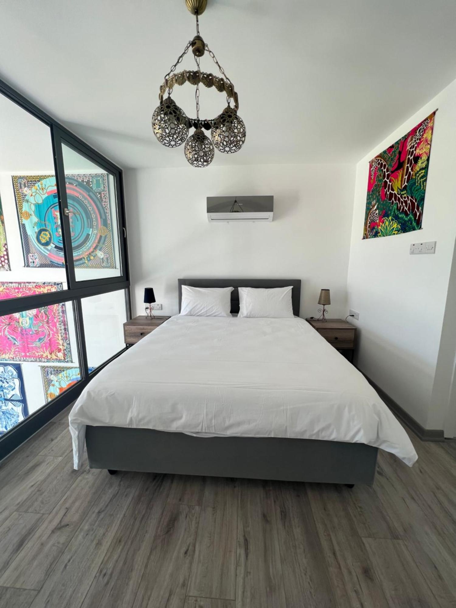 Hermes Penthouse Akanthou ภายนอก รูปภาพ